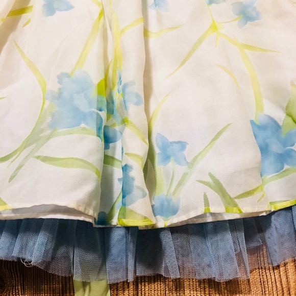 Summer Dress (5t) 2 dresses - Picture 2 of 6